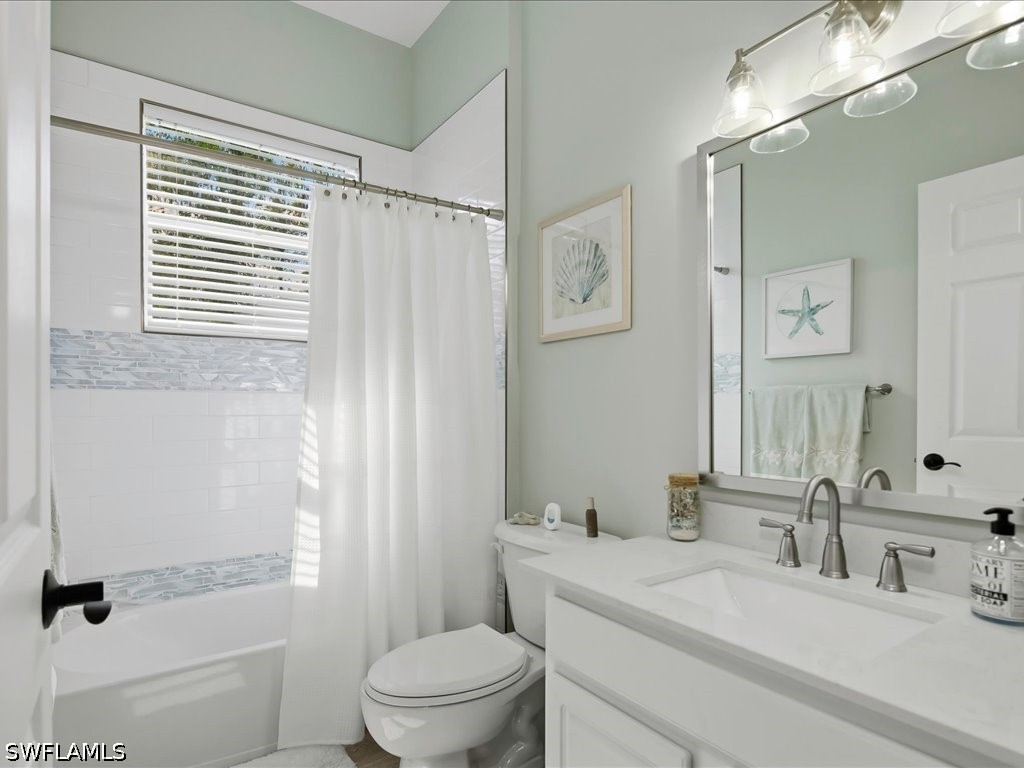4 Bed Pool Home for Sale in Livingston Woods, photo 32