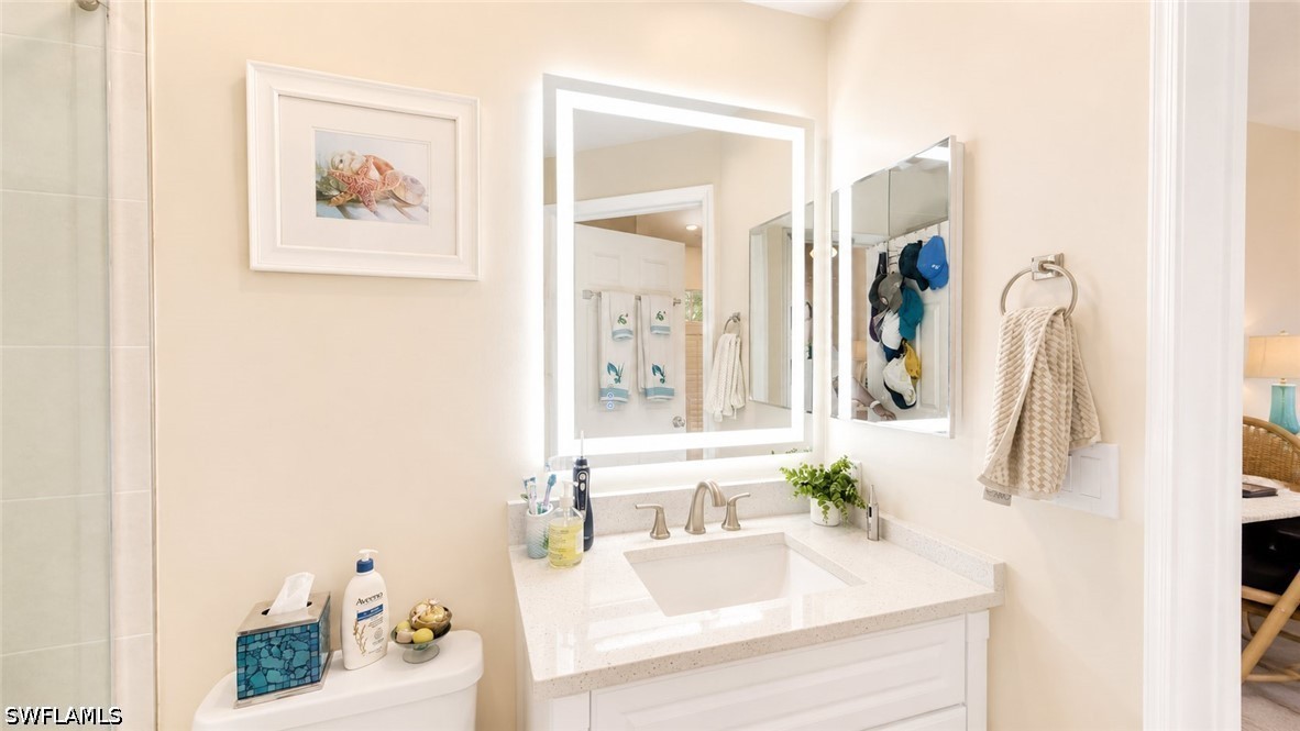 2 Bed Condominium for Sale in Twelve Oaks, photo 32