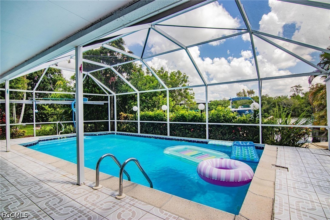 3 Bed Pool Home for Sale in Bellaire Estates, photo 32