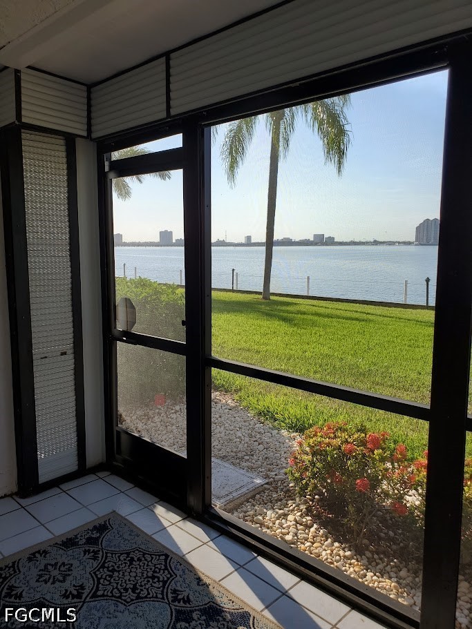 1 Bed Waterfront Home for Sale in Schooner Bay, photo 32