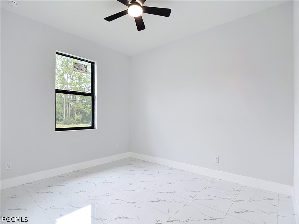 3 Bed SingleFamilyResidence for Sale in Lehigh Acres, photo 32