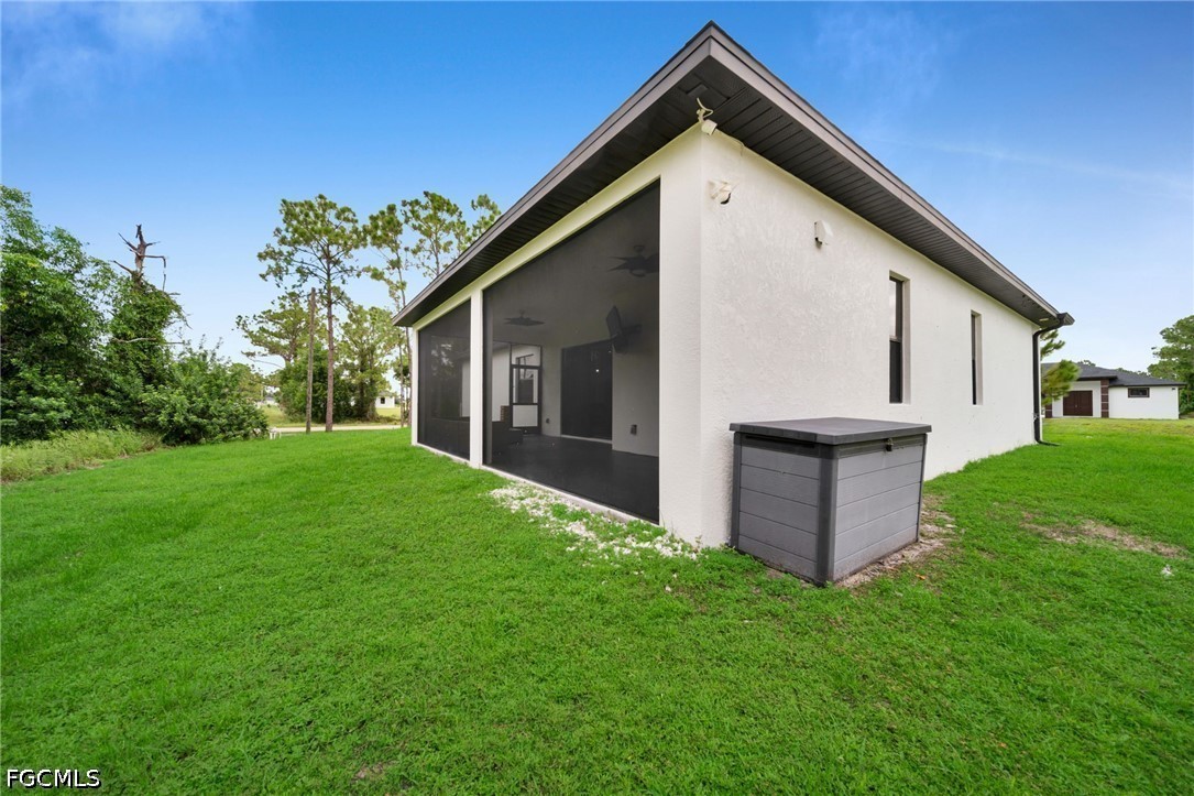 3 Bed SingleFamilyResidence for Sale in Lehigh Acres, photo 32