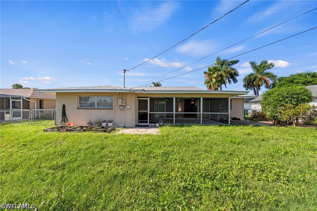3 Bed SingleFamilyResidence for Sale in Cape Coral, photo 32