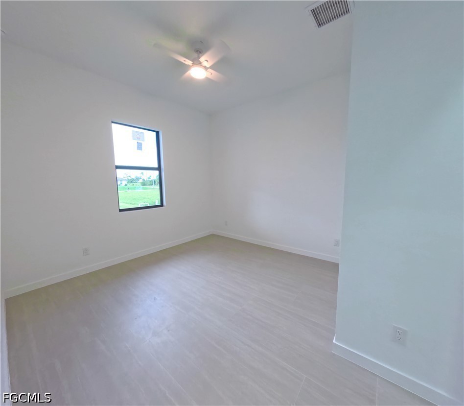 4 Bed SingleFamilyResidence for Sale in Cape Coral, photo 32