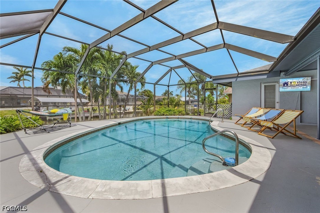 3 Bed Pool Home for Sale in Cape Coral, photo 32