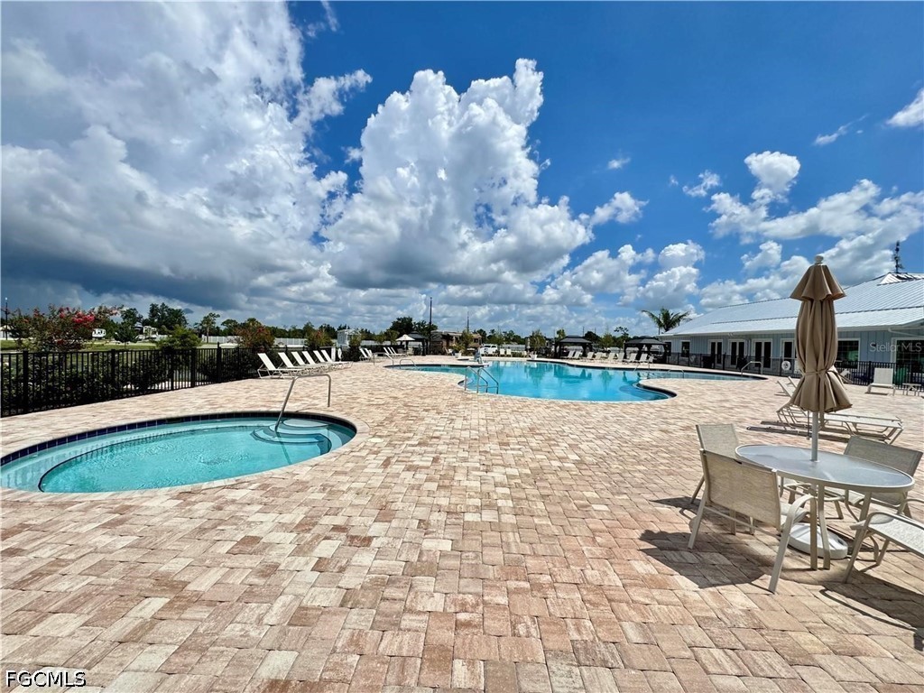 Residential for Sale in Palm Breeze, photo 32