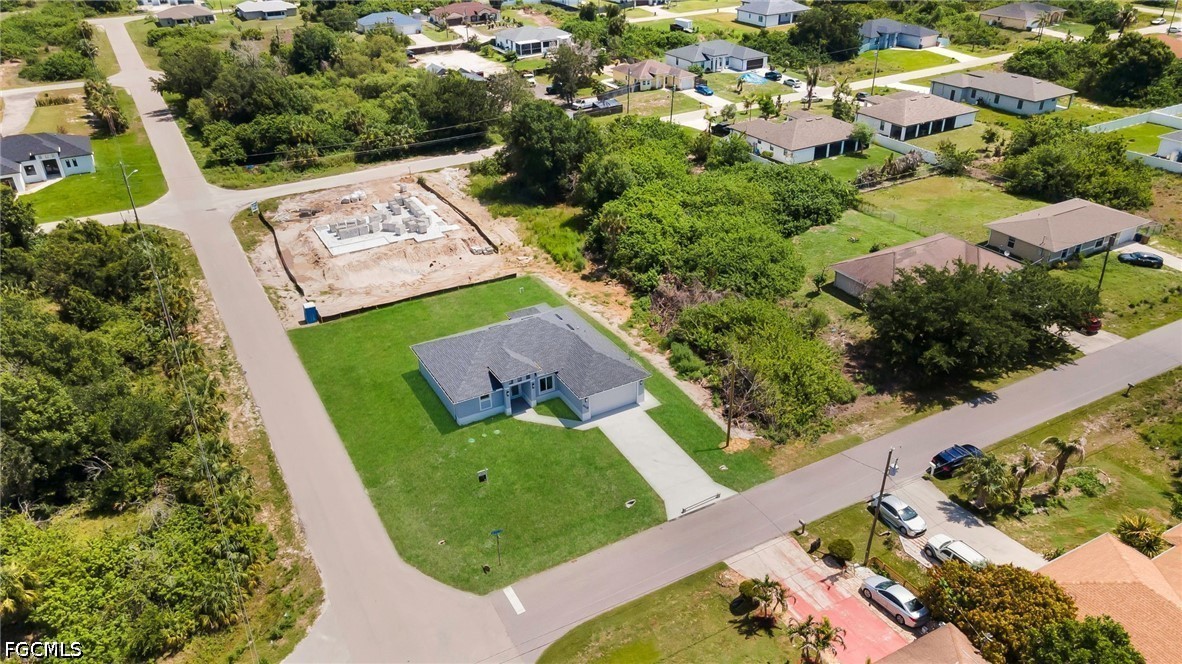 3 Bed SingleFamilyResidence for Sale in Lehigh Acres, photo 32