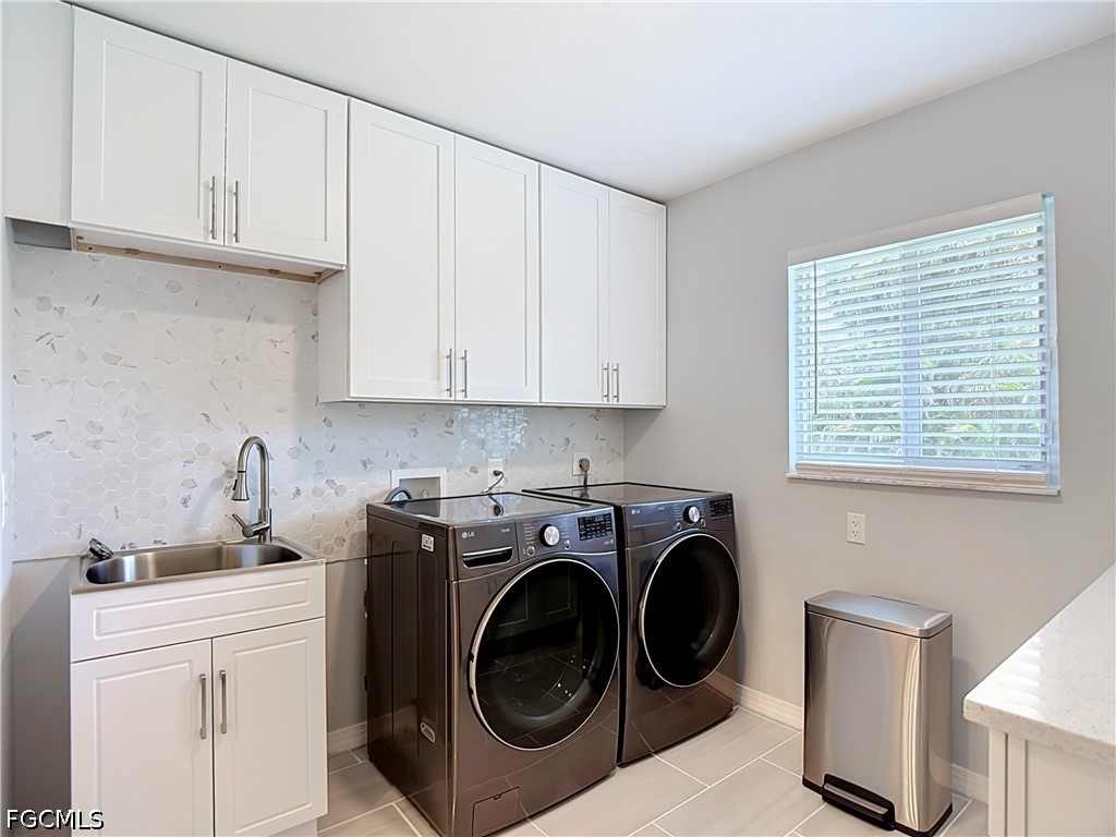 3 Bed Pool Home for Sale in Golden Gate Estates, photo 32