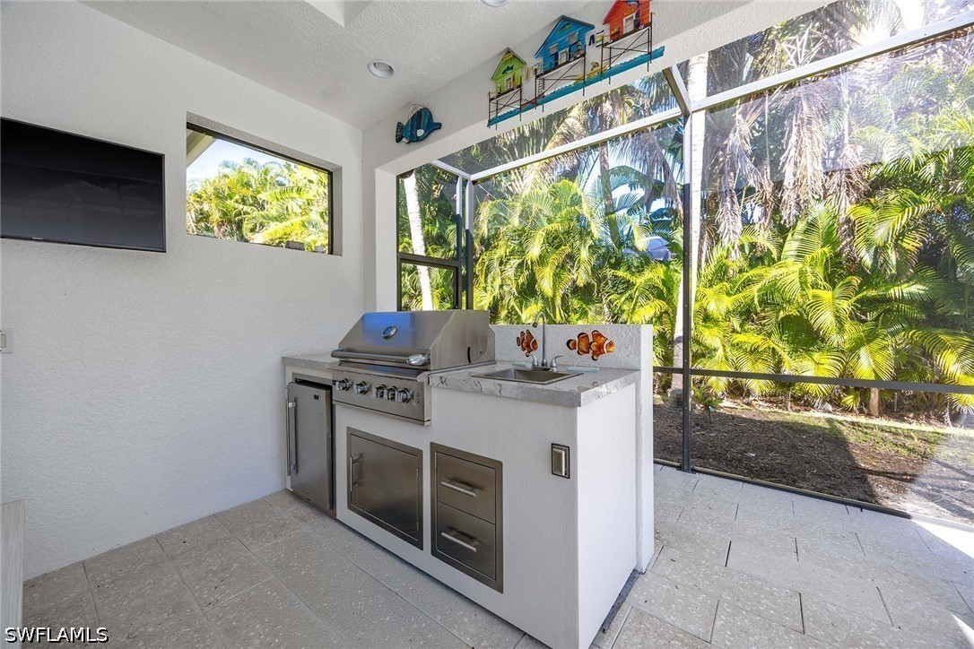 3 Bed Pool Home for Sale in Castlewood, photo 32