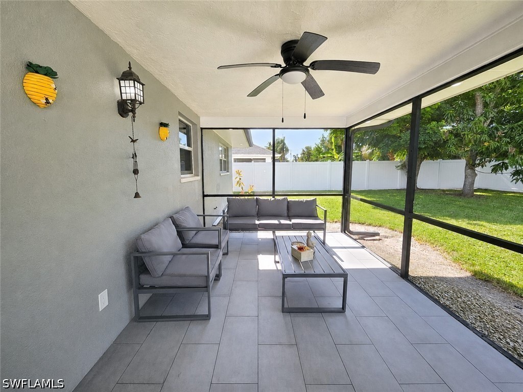 3 Bed SingleFamilyResidence for Sale in Cape Coral, photo 32