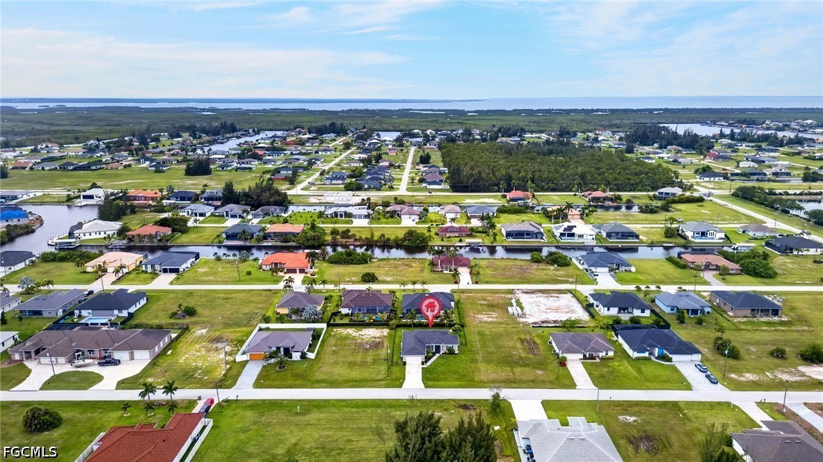 3 Bed SingleFamilyResidence for Sale in Cape Coral, photo 32
