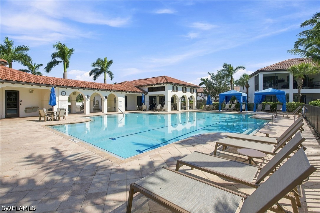 2 Bed Waterfront Home for Sale in Naples, photo 32