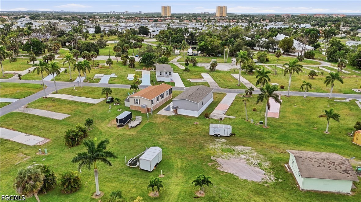 3 Bed ManufacturedHome for Sale in Fort Myers, photo 32