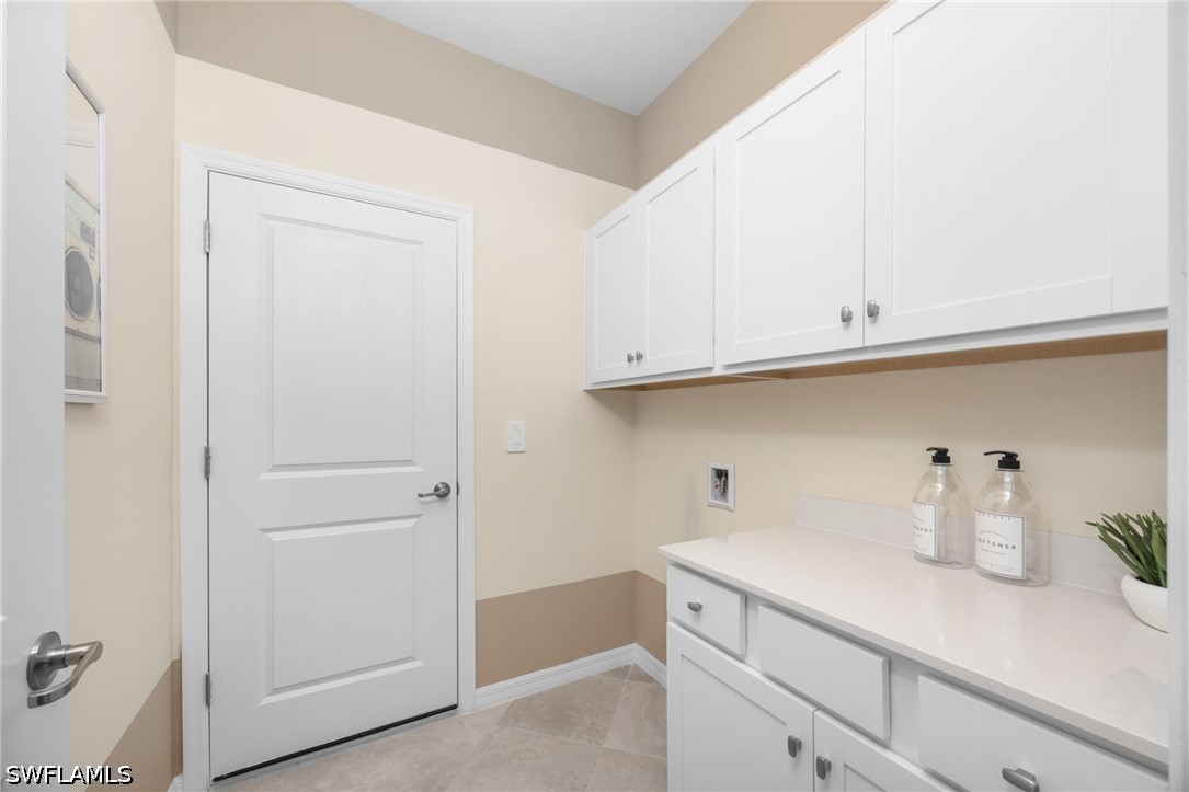 4 Bed SingleFamilyResidence for Sale in North Fort Myers, photo 32