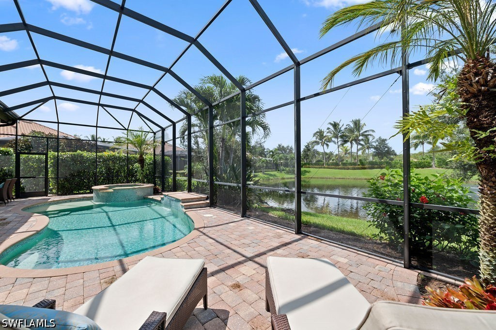 3 Bed Pool Home for Sale in Lakoya, photo 32