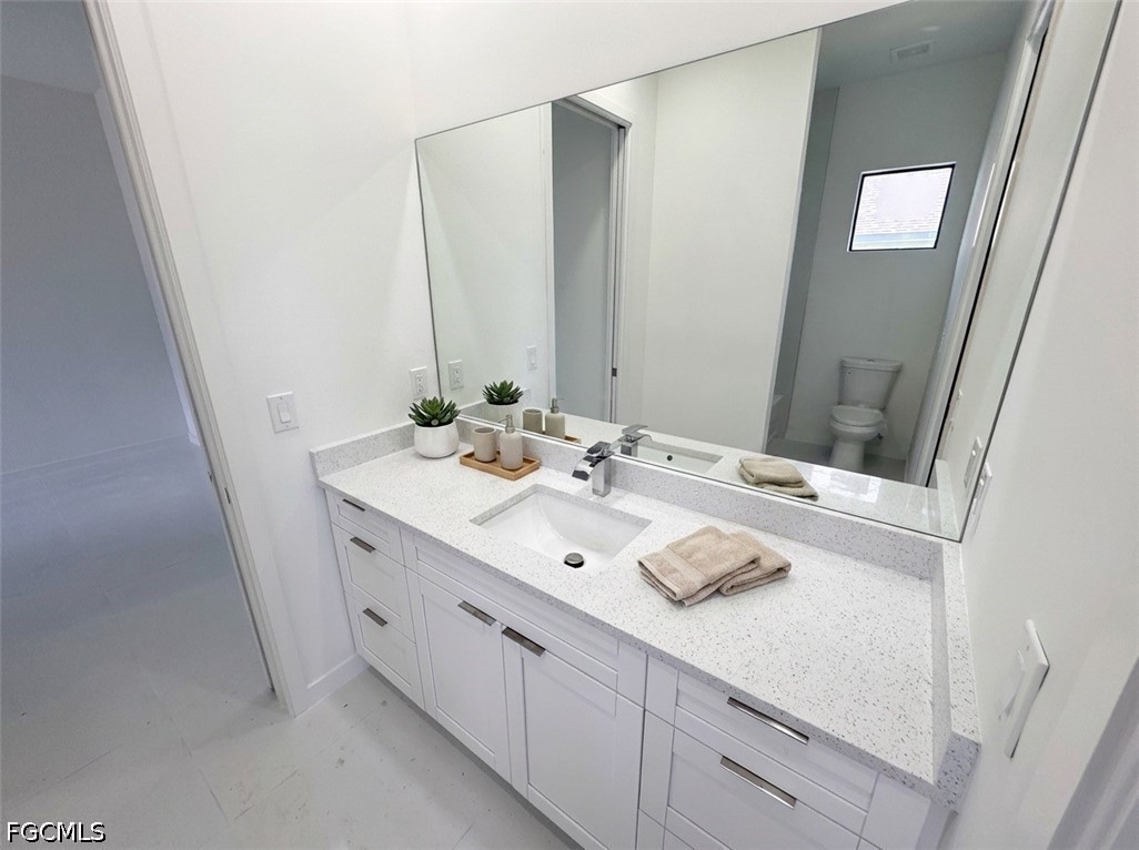 4 Bed SingleFamilyResidence for Sale in Cape Coral, photo 32