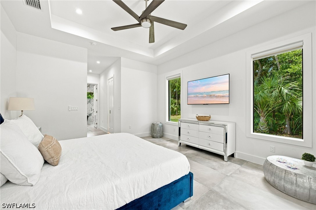 4 Bed SingleFamilyResidence for Sale in Naples, photo 32