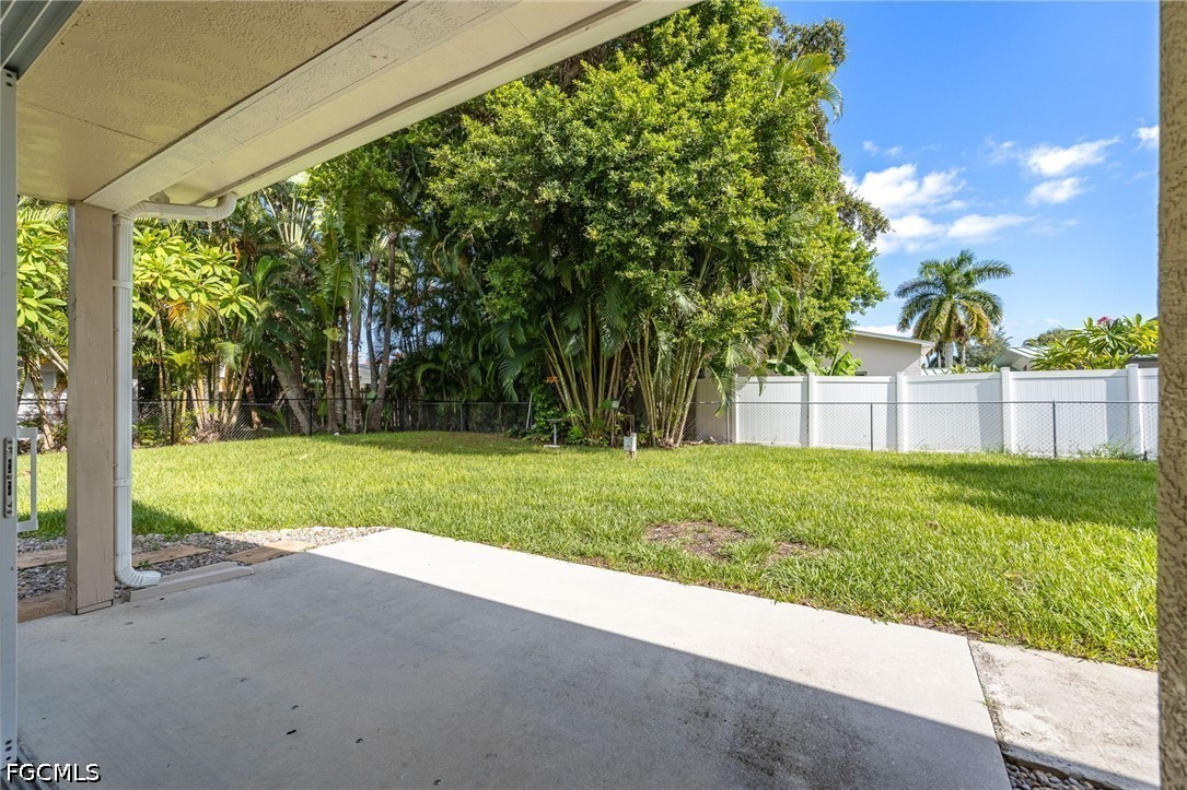 3 Bed SingleFamilyResidence for Sale in Caloosa View, photo 32