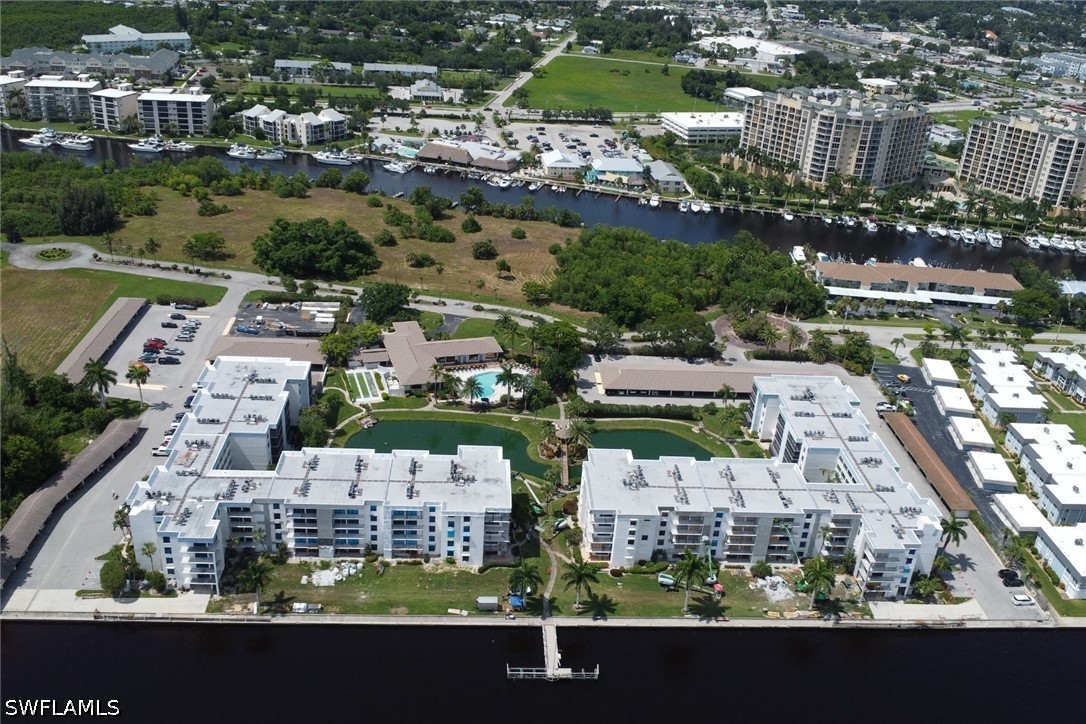 1 Bed Waterfront Home for Sale in Schooner Bay, photo 32