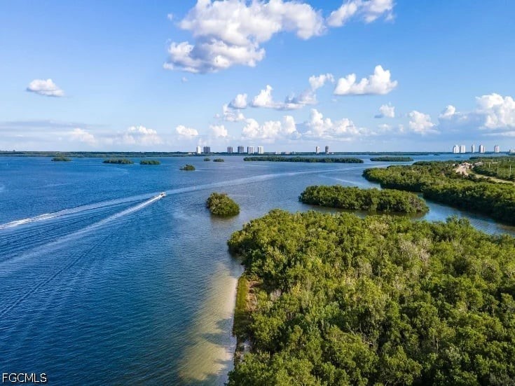 1 Bed Waterfront Home for Sale in Bonita Springs, photo 32