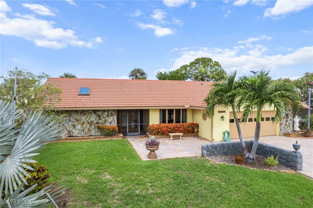 3 Bed Pool Home for Sale in Spanish Wells, photo 33