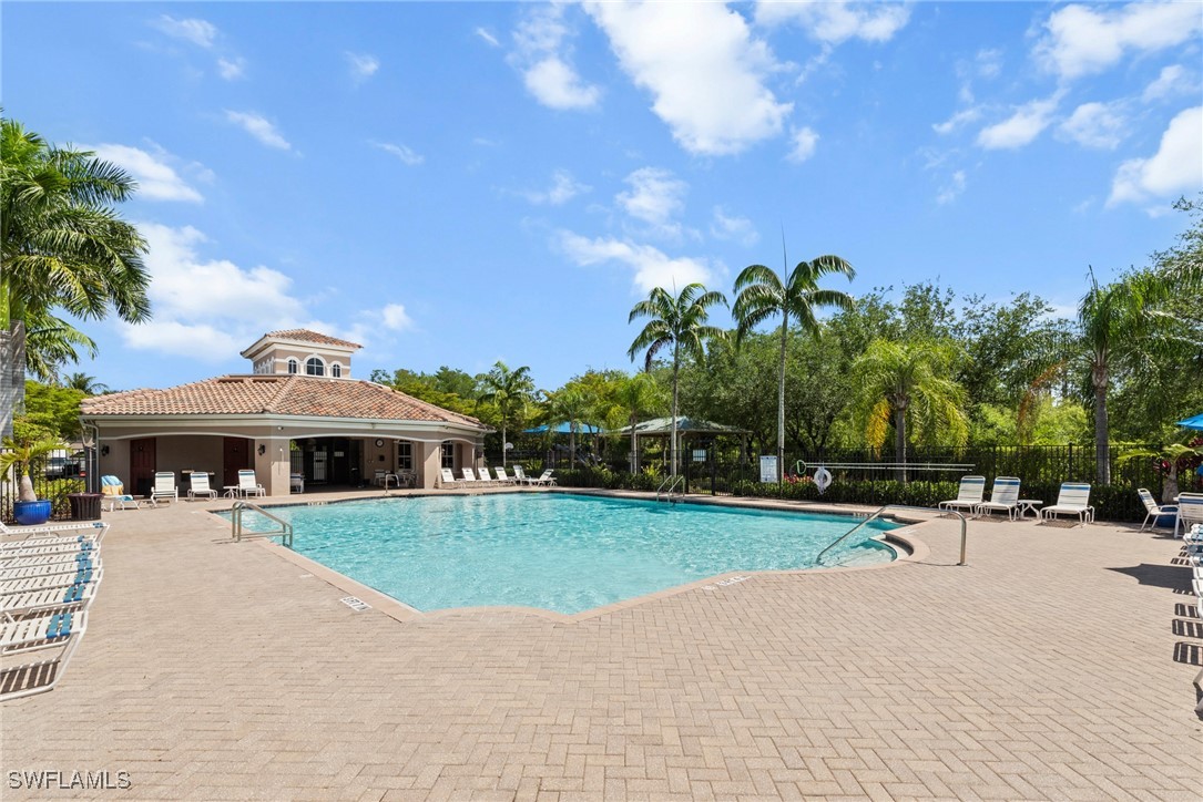 3 Bed Townhouse for Sale in Colonnade At Forum, FL, $305,000 — photo 33