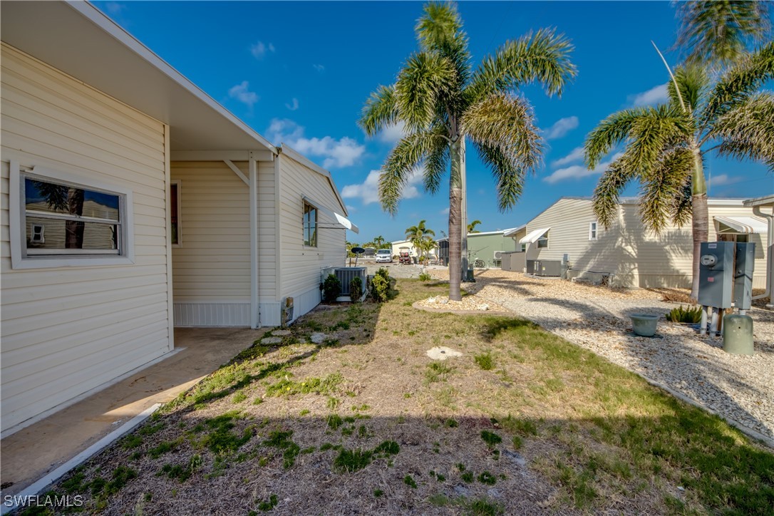2 Bed ManufacturedHome for Sale in Pine Island Cove, photo 33