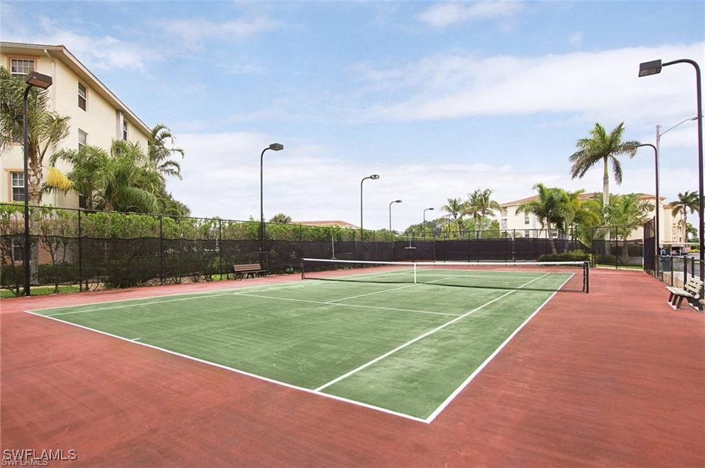 2 Bed Condominium for Sale in Clubhouse Villas, FL, $219,900 — photo 33