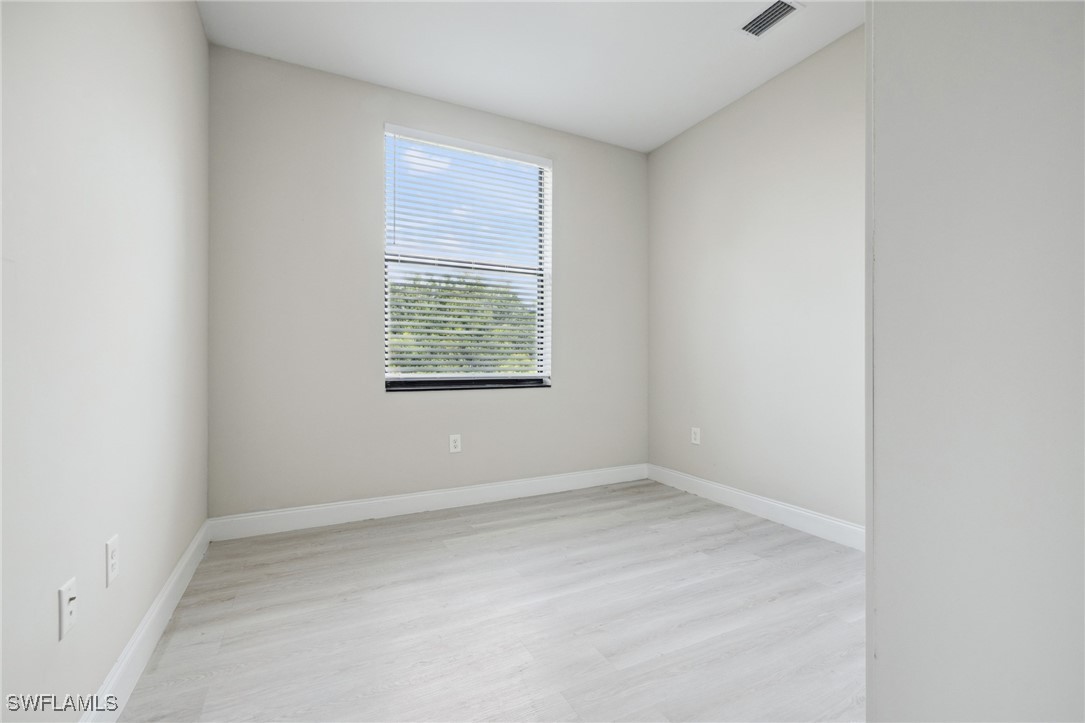 3 Bed SingleFamilyResidence for Sale in Lehigh Acres, photo 33