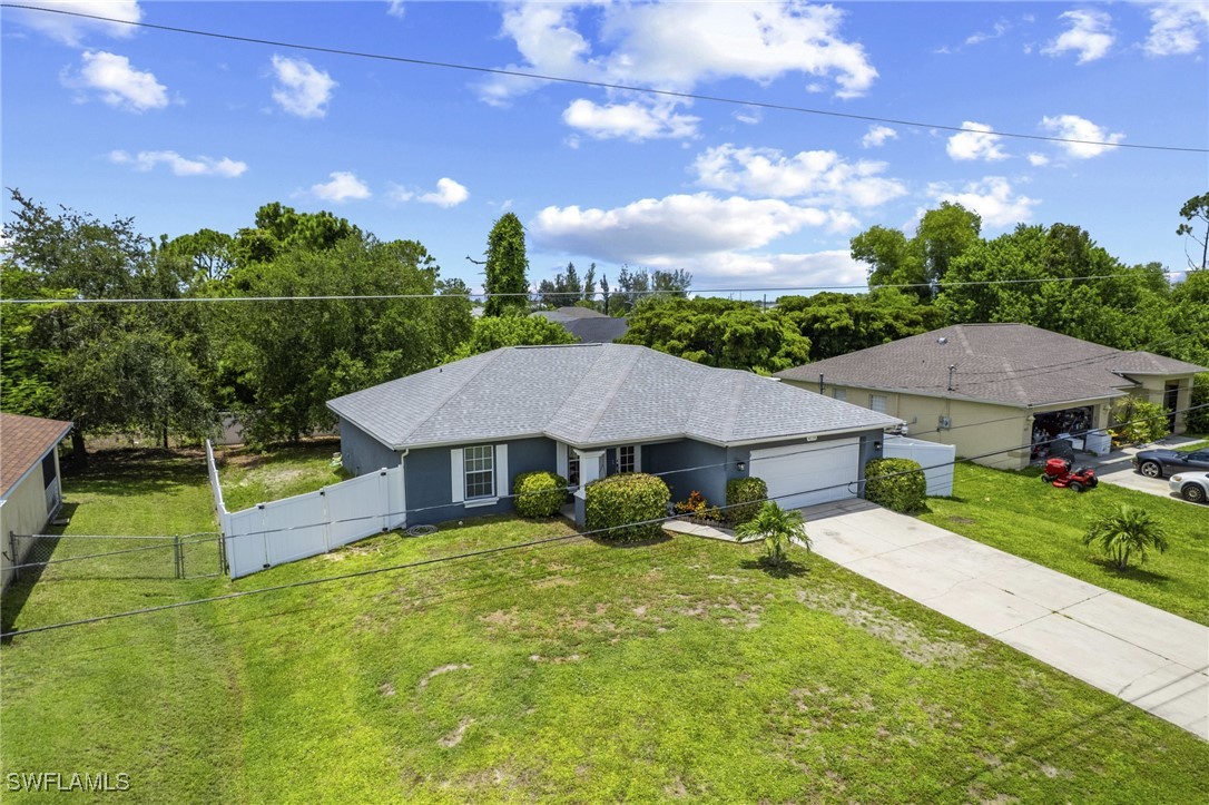 3 Bed SingleFamilyResidence for Sale in Cape Coral, FL — photo 33