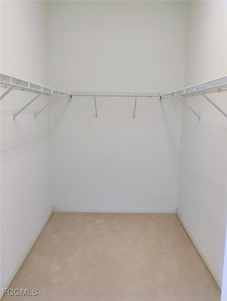 3 Bed SingleFamilyResidence for Sale in Seminole, FL — photo 33