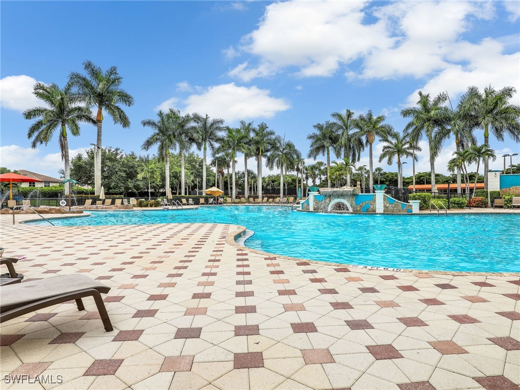 2 Bed Condominium for Sale in Barletta, FL, $259,900 — photo 33