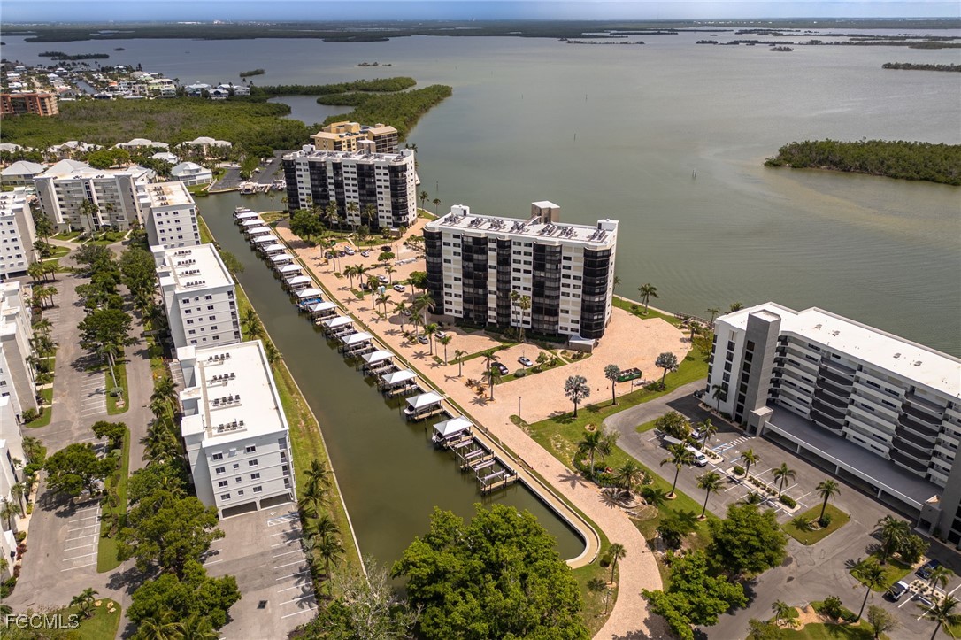2 Bed Waterfront Home for Sale in Harbour Pointe Condo, FL — photo 33