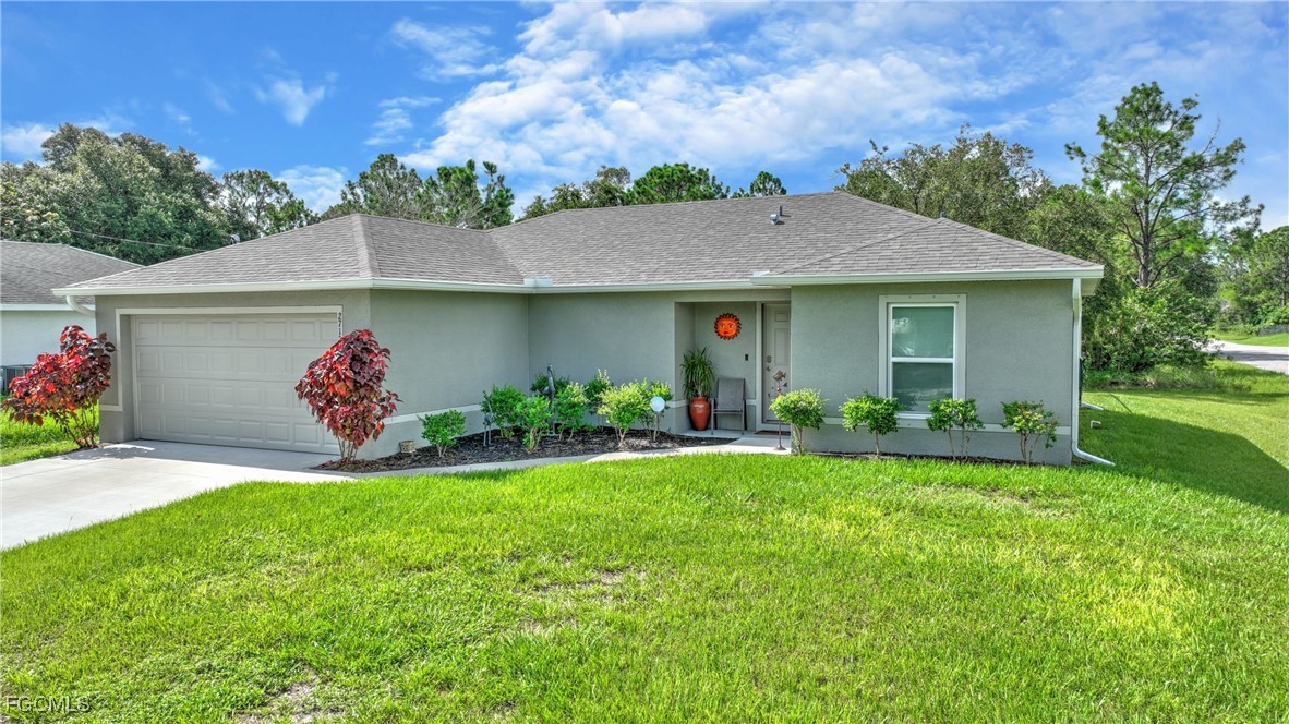 3 Bed SingleFamilyResidence for Sale in Lehigh Acres, photo 33