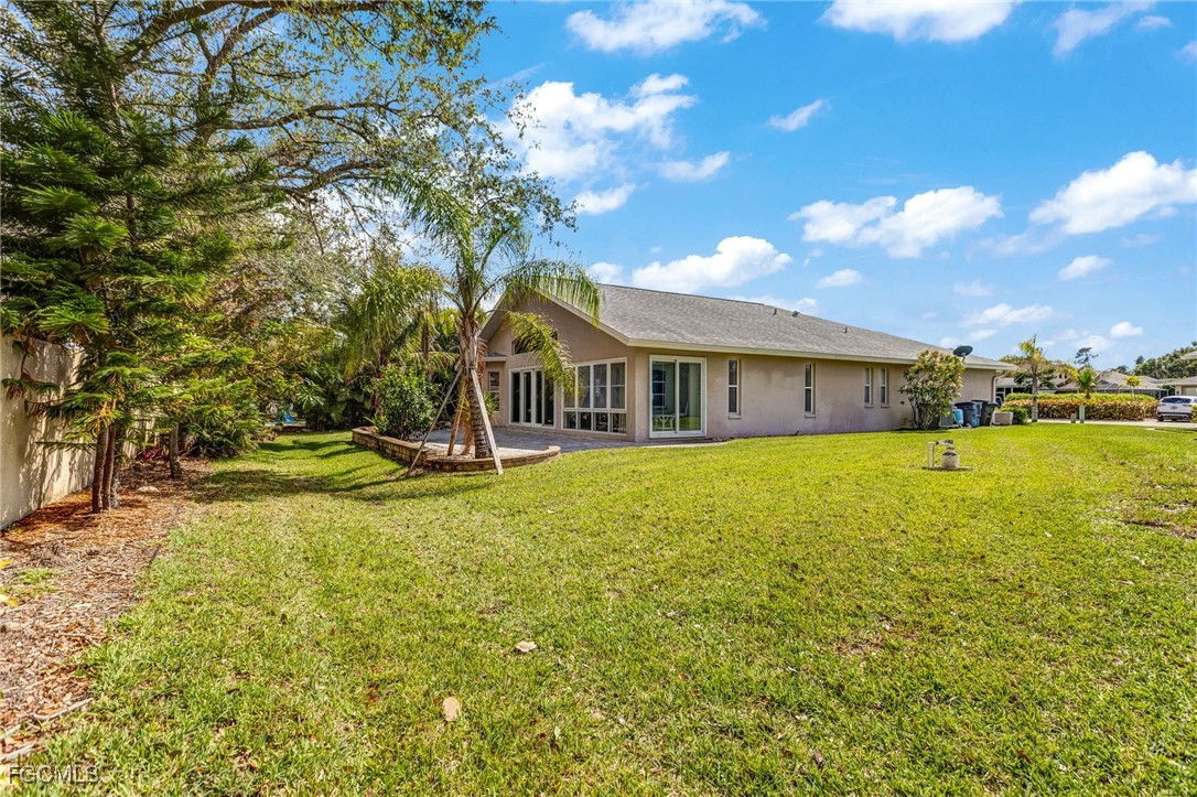 3 Bed SingleFamilyResidence for Sale in Fort Myers, FL — photo 33