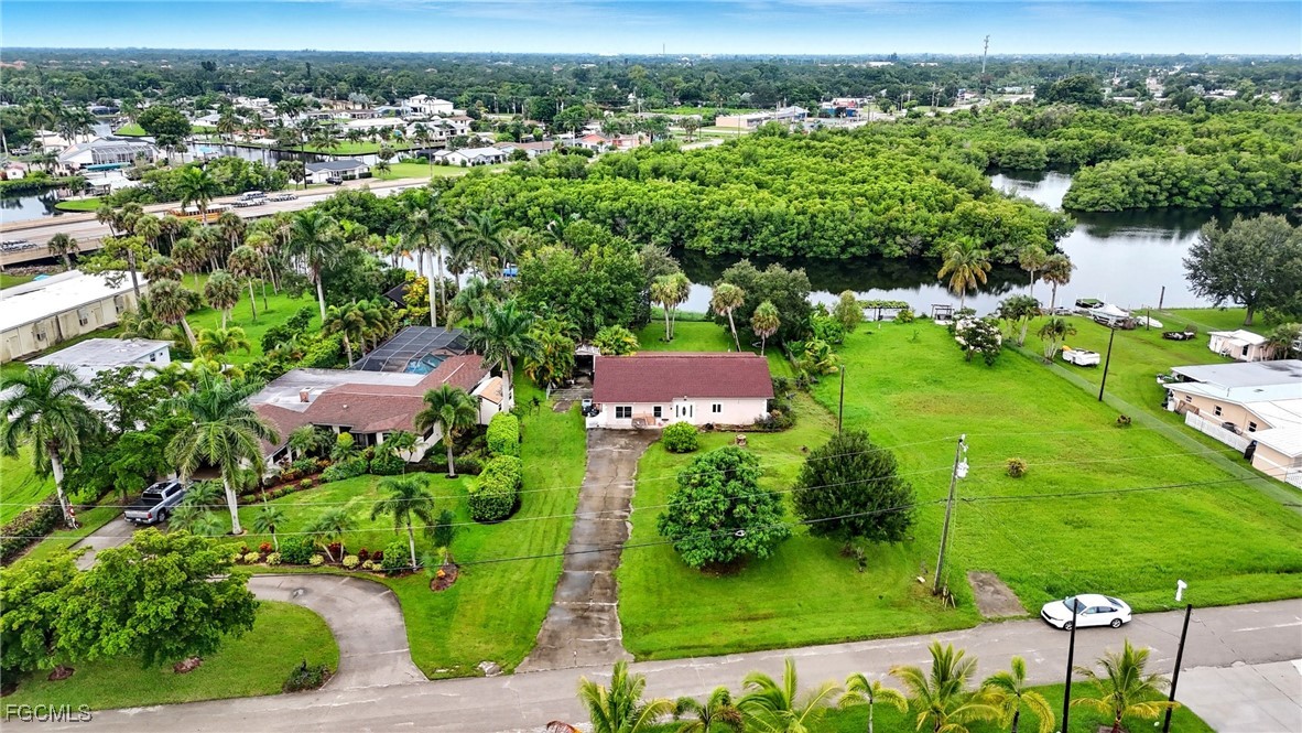 3 Bed Waterfront Home for Sale in North Fort Myers, photo 33