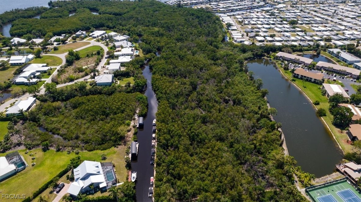 1 Bed Condominium for Sale in North Fort Myers, FL, $69,900 — photo 33