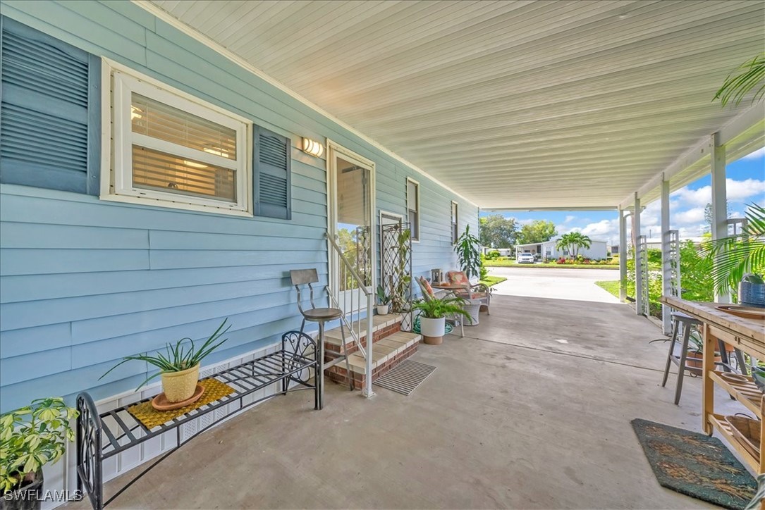2 Bed ManufacturedHome for Sale in Naples, photo 33