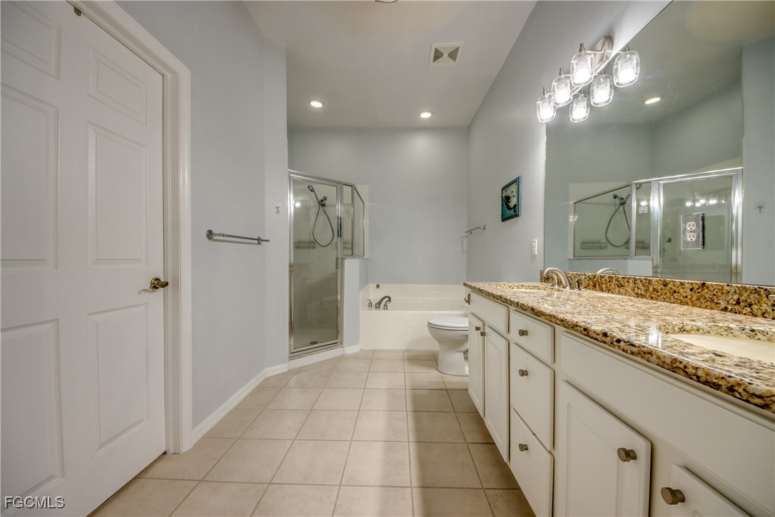 3 Bed Waterfront Home for Sale in Fort Myers, photo 33