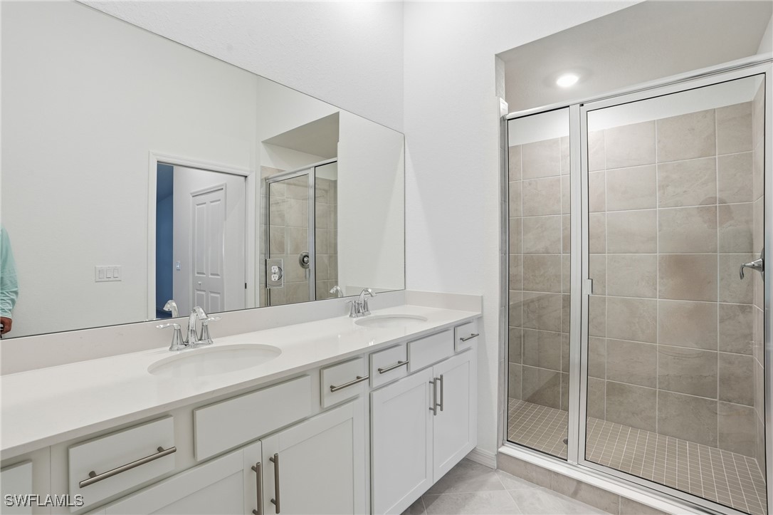 2 Bed Condominium for Sale in Webbs Reserve, FL, $287,000 — photo 33