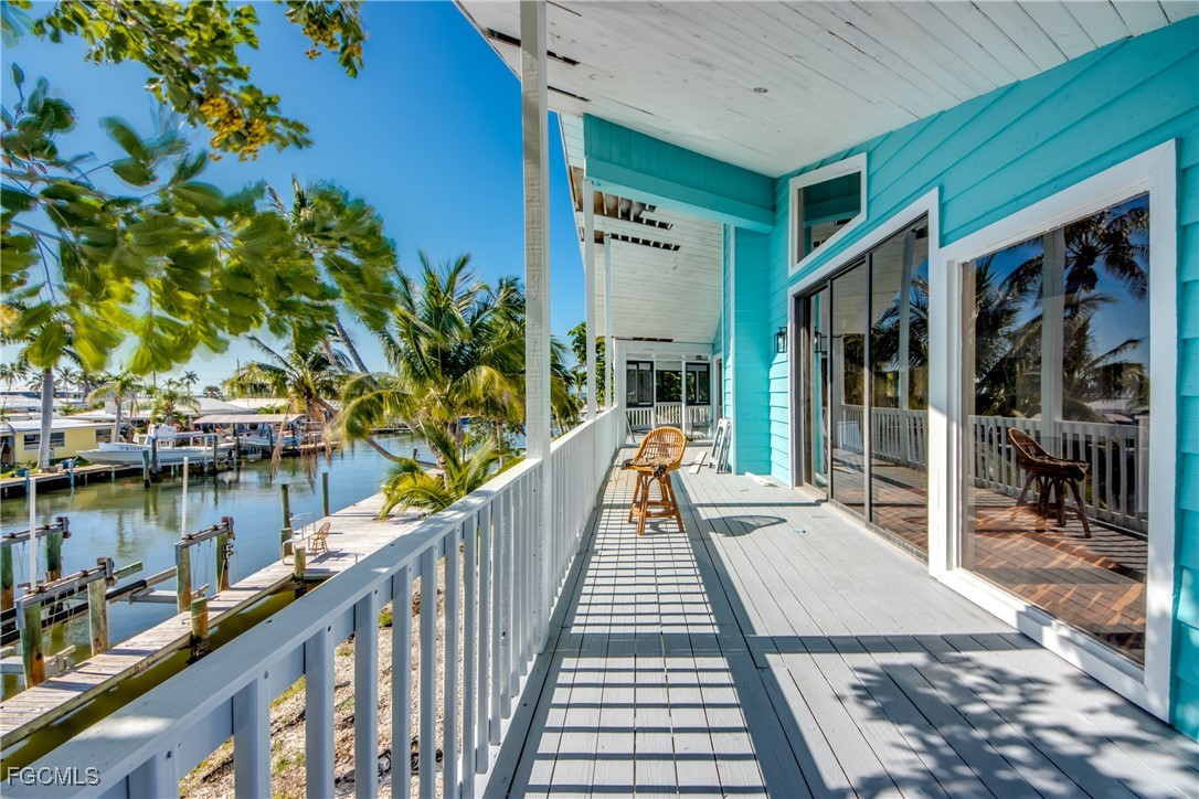 1 Bed Waterfront Home for Sale in Bayview Acres, FL — photo 33