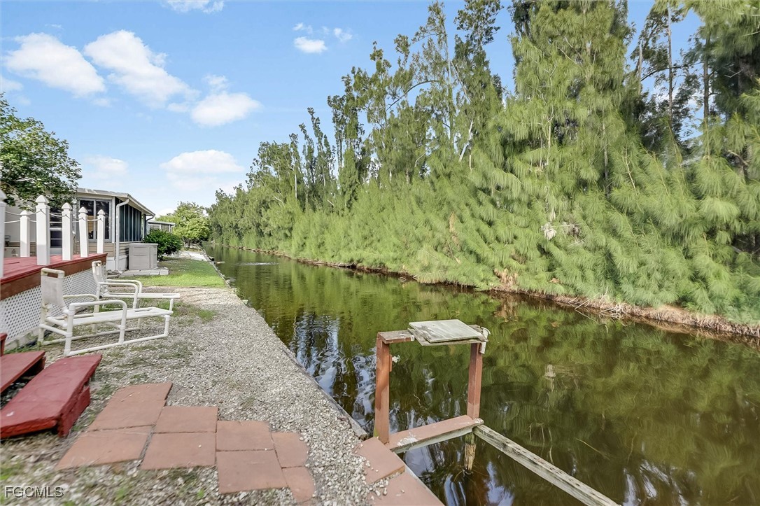 2 Bed Waterfront Home for Sale in Pine Island Cove, photo 33