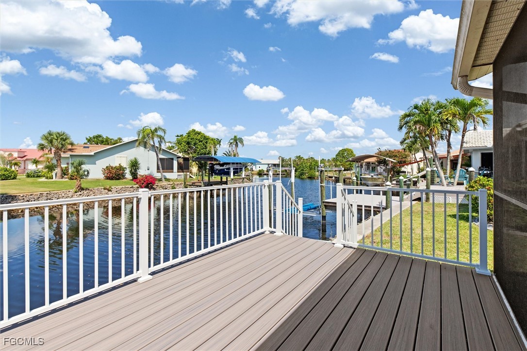 3 Bed Waterfront Home for Sale in Punta Gorda, photo 33