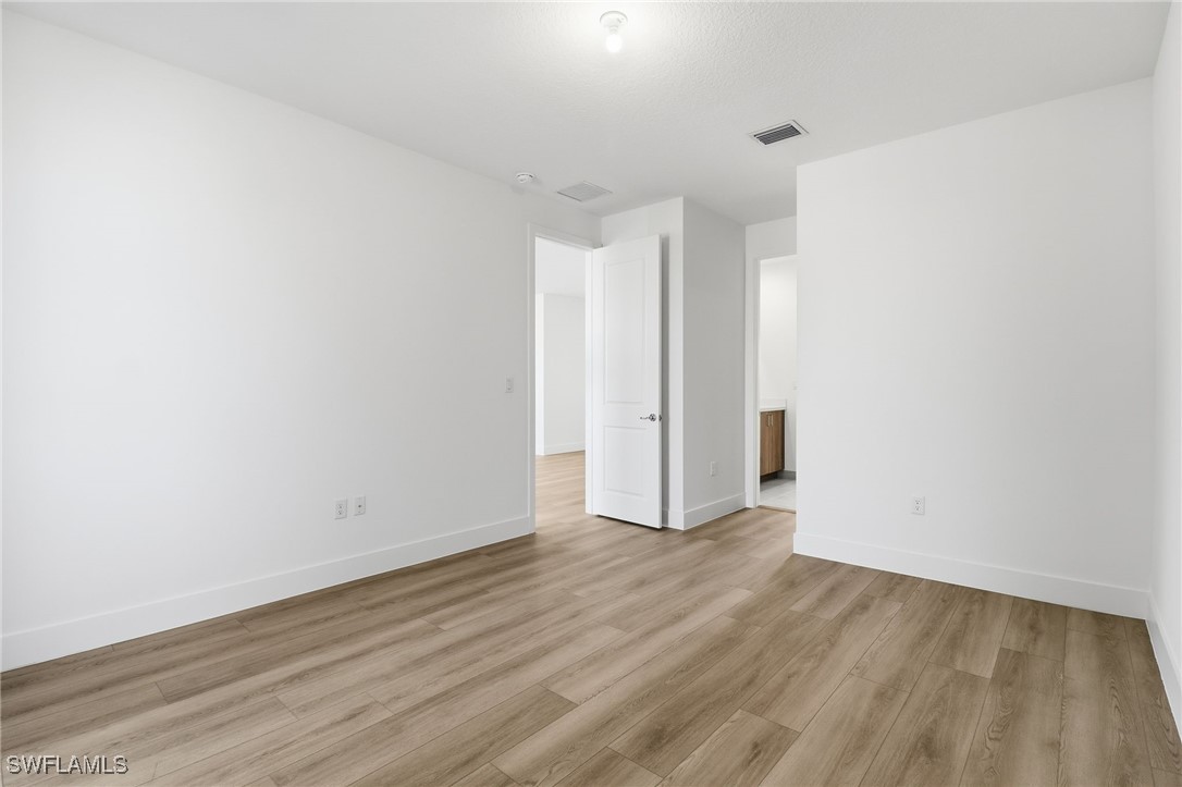4 Bed SingleFamilyResidence for Sale in Maple Ridge, photo 33