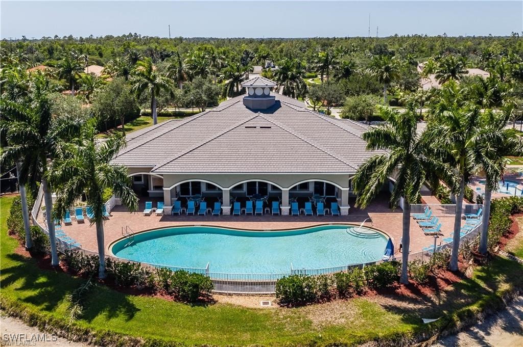 3 Bed Condominium for Sale in Naples, FL, $284,000 — photo 33
