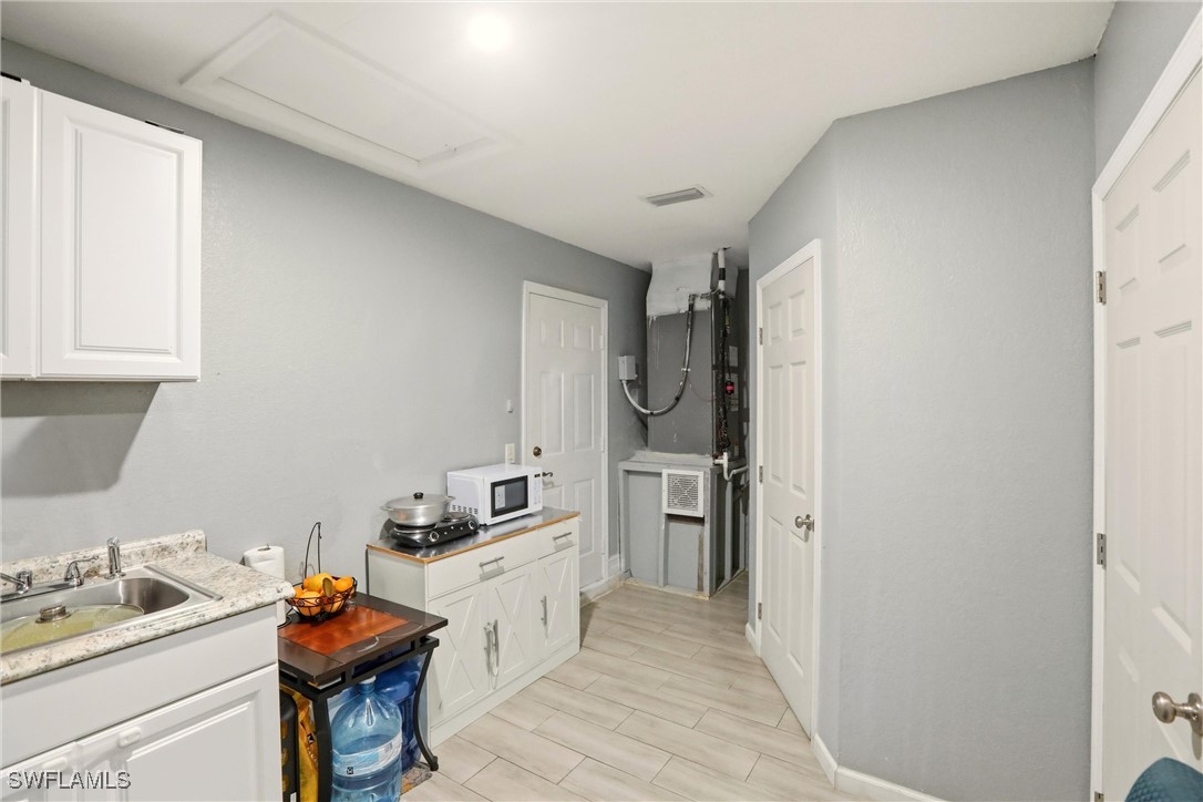 3 Bed SingleFamilyResidence for Sale in Naples, photo 33