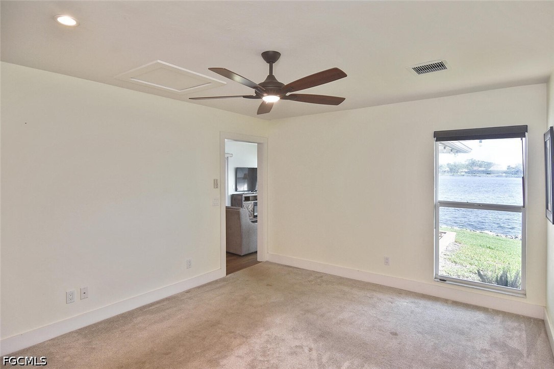 2 Bed Waterfront Home for Sale in Fort Myers, photo 33