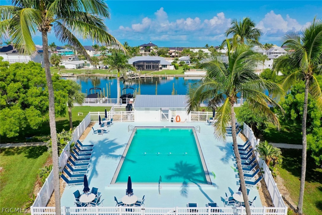 2 Bed Waterfront Home for Sale in Boardwalk Caper, photo 33