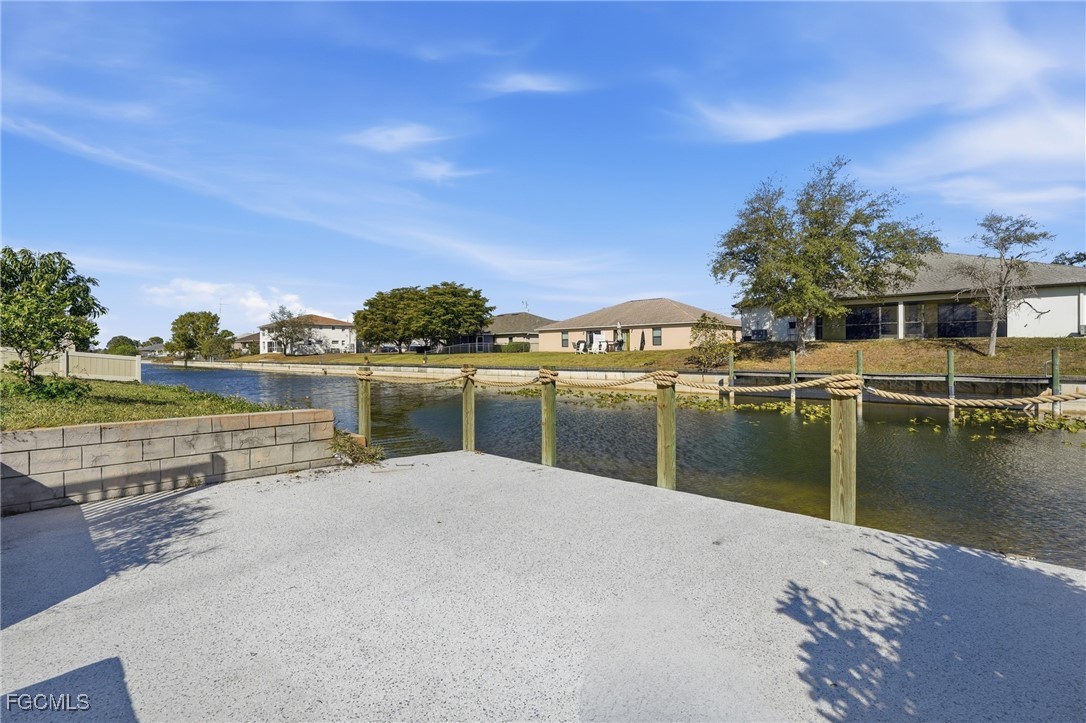 3 Bed Waterfront Home for Sale in Cape Coral, photo 33