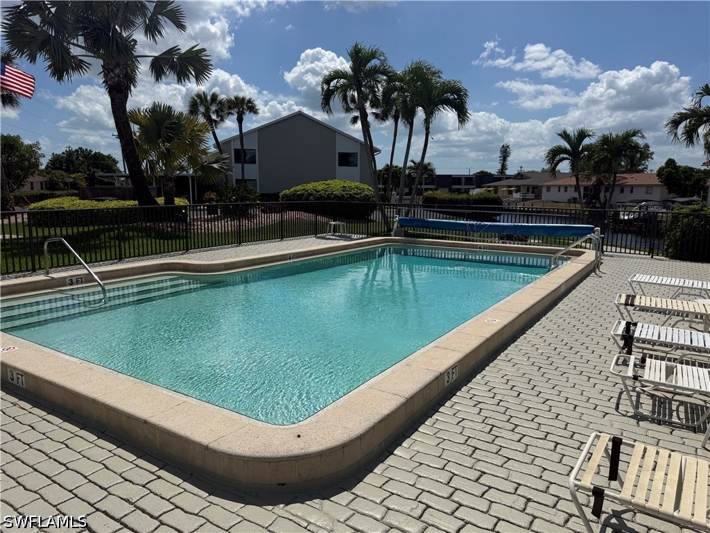 2 Bed Waterfront Home for Sale in Cape Coral, photo 33